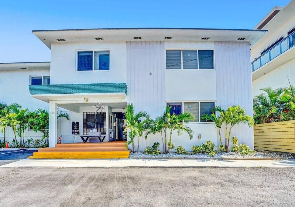 Coastal Studio By Hollywood Beach Boardwalk Apartment Dania Beach Exterior photo