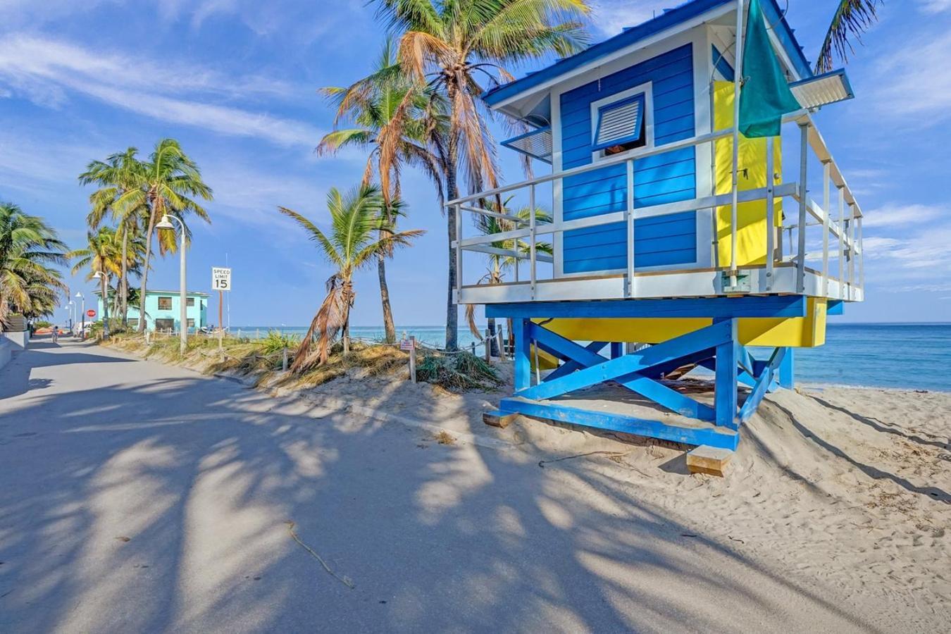 Coastal Studio By Hollywood Beach Boardwalk Apartment Dania Beach Exterior photo